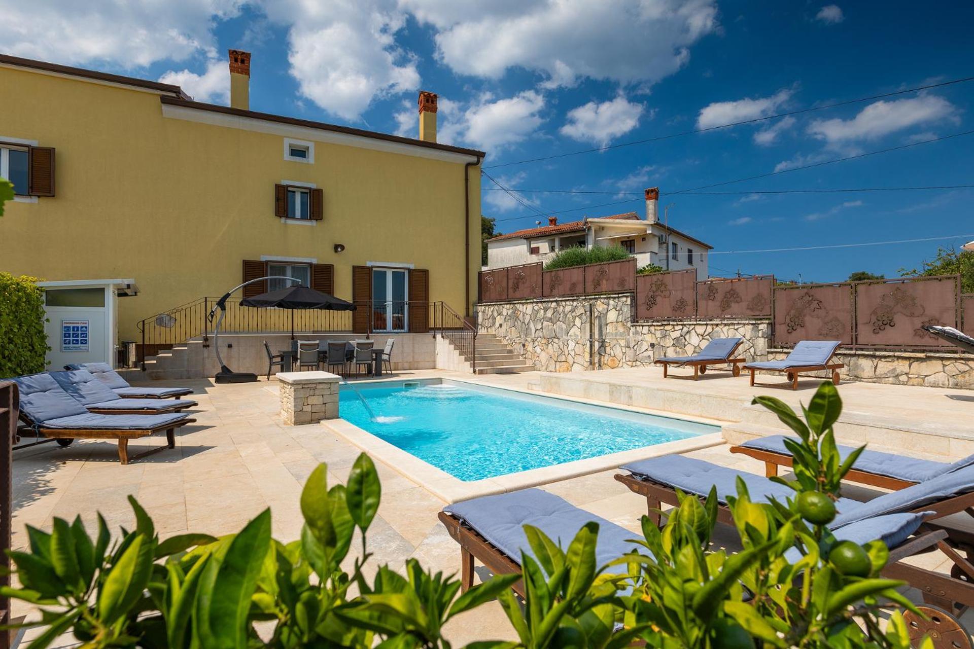 Villa Alberta Rovinjsko Selo Exterior photo
